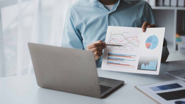 Comment l'analyse de Big Data peut-elle améliorer les stratégies de tarification dynamique en e-commerce ?