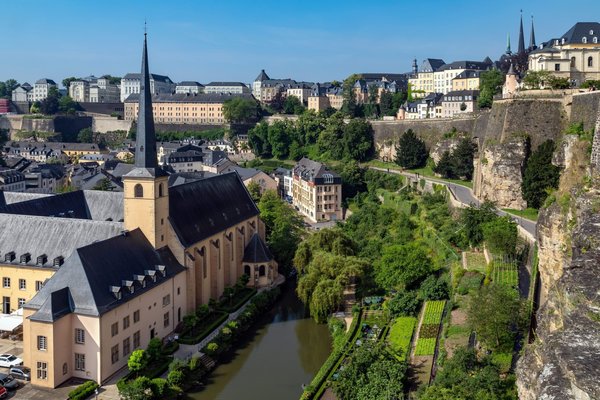 Comment un jeu vidéo sur la gestion d'une ville du futur peut-il sensibiliser aux enjeux énergétiques renouvelables?